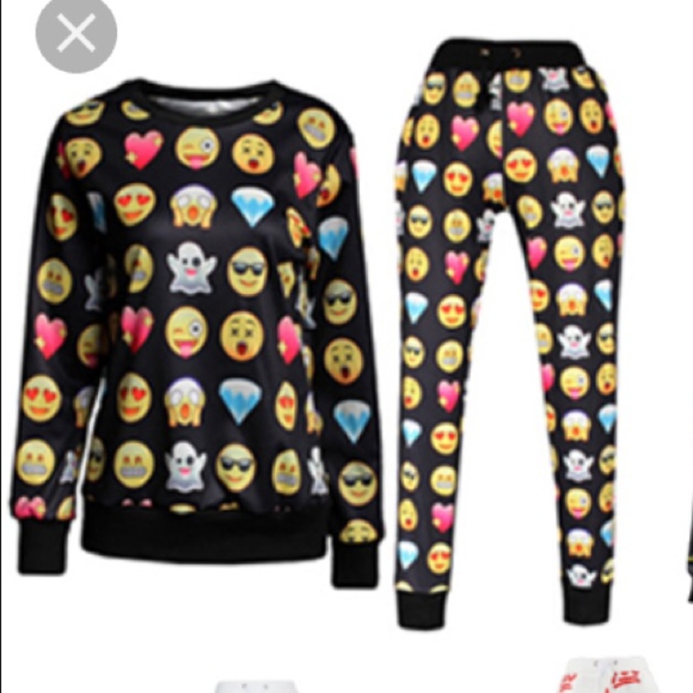 Emoji jogger/pj set